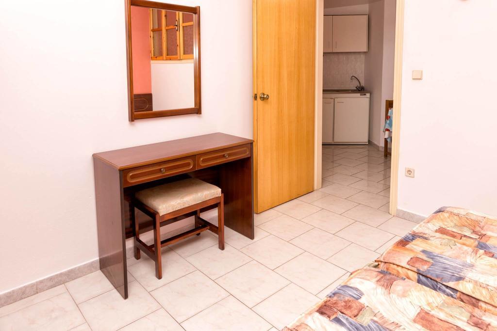 Aphrodite Apartments Kallithéa 객실 사진